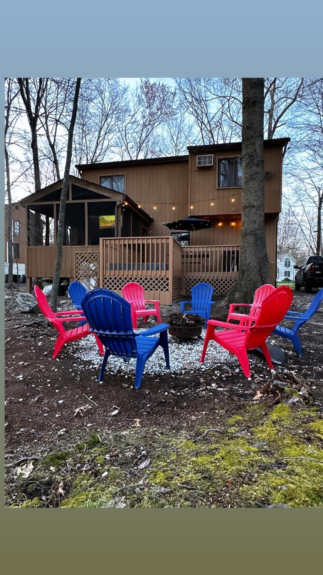 Cozy Cabin At Poconos With Hot Tub And Fire Pit Восток Страудсберг Экстерьер фото